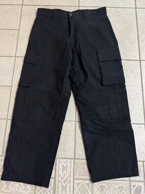 BT Black 30 - Men's Black Cargo Pants - Classic Utility Style